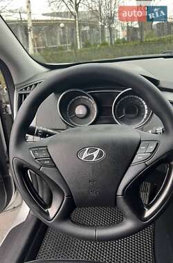 Седан Hyundai Sonata 2014 в Одессе