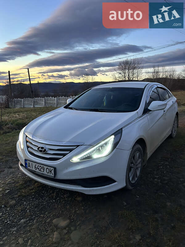 Hyundai Sonata 2013