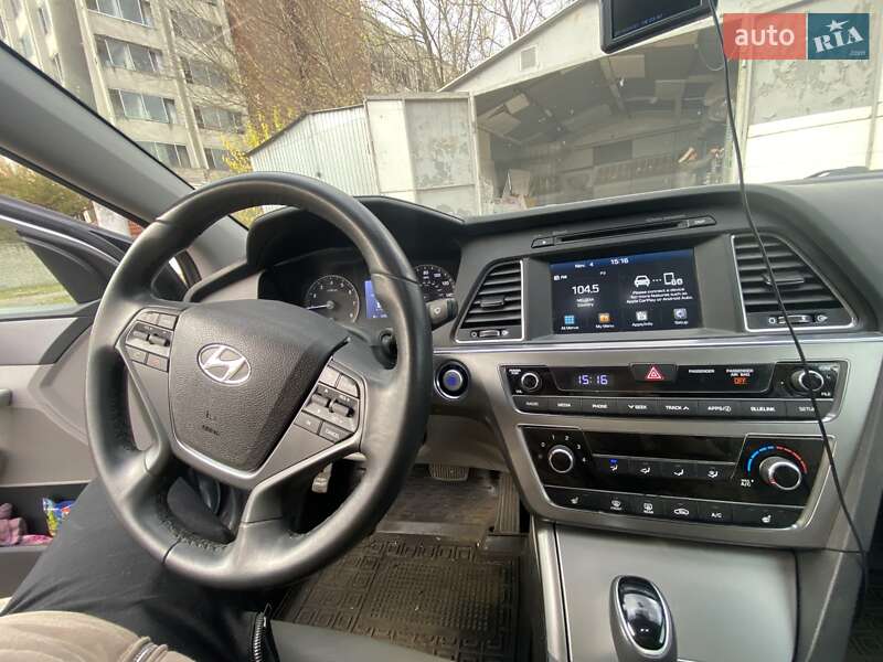 Седан Hyundai Sonata 2017 в Черкасах