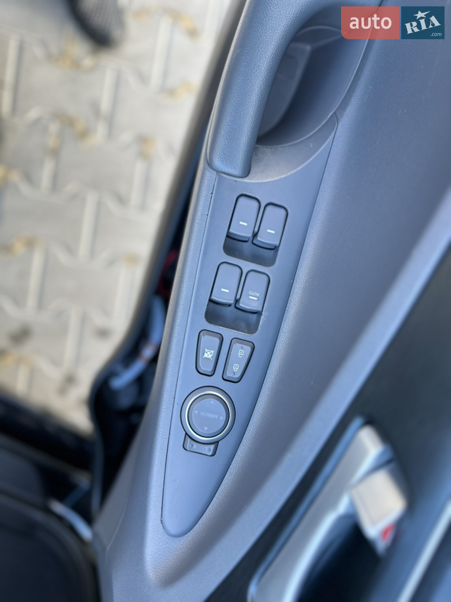 2013 Hyundai Sonata - мініатюра 8