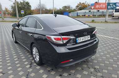 Седан Hyundai Sonata 2016 в Полтаве