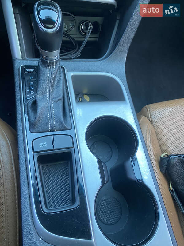 Седан Hyundai Sonata 2014 в Києві