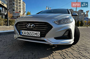 Седан Hyundai Sonata 2018 в Киеве