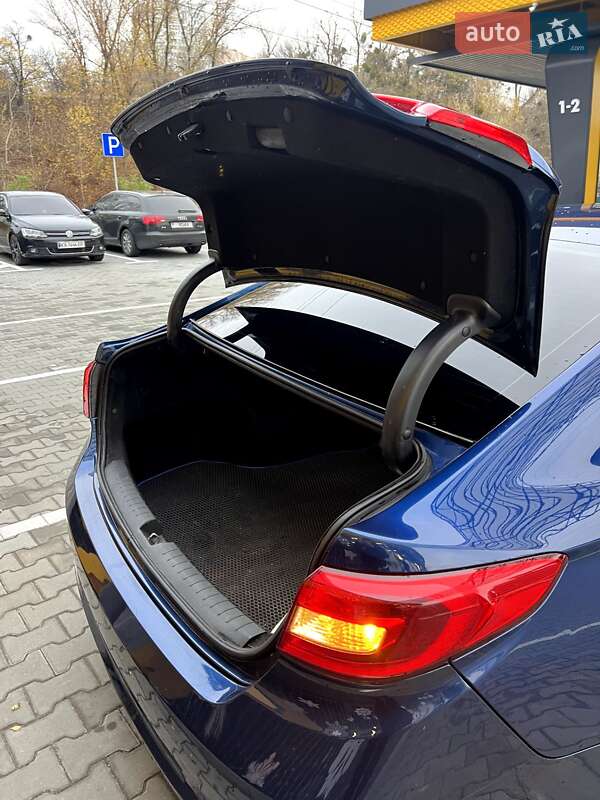 Седан Hyundai Sonata 2016 в Киеве фото 7 Седан Hyundai Sonata 2016 в Киеве