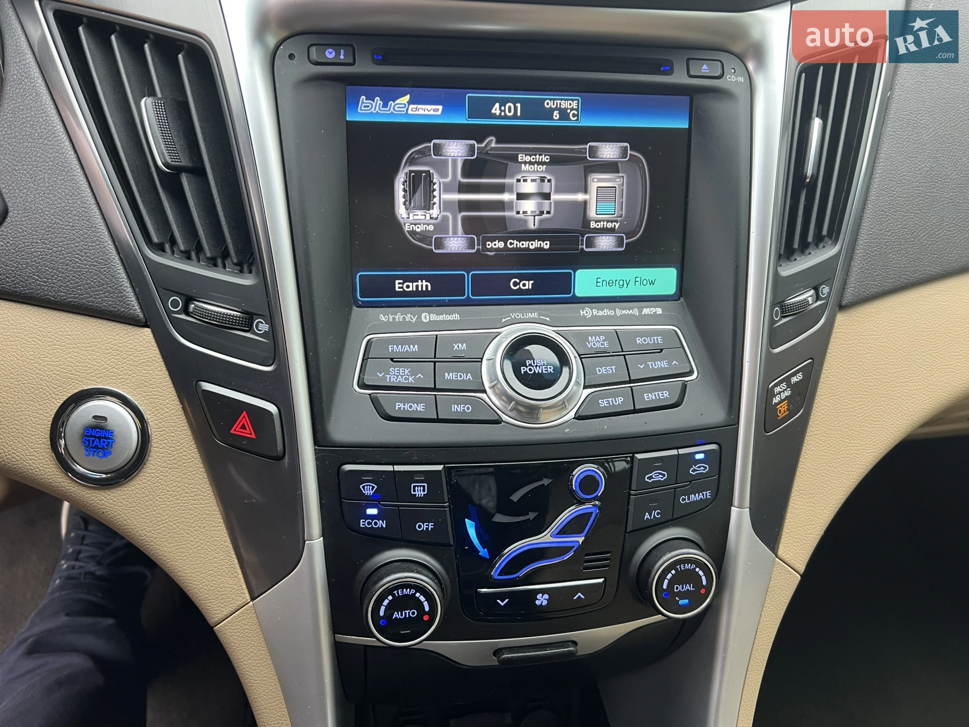 2013 Hyundai Sonata - мініатюра 13