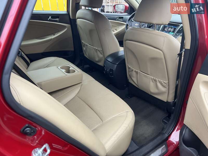 Седан Hyundai Sonata 2013 в Одесі