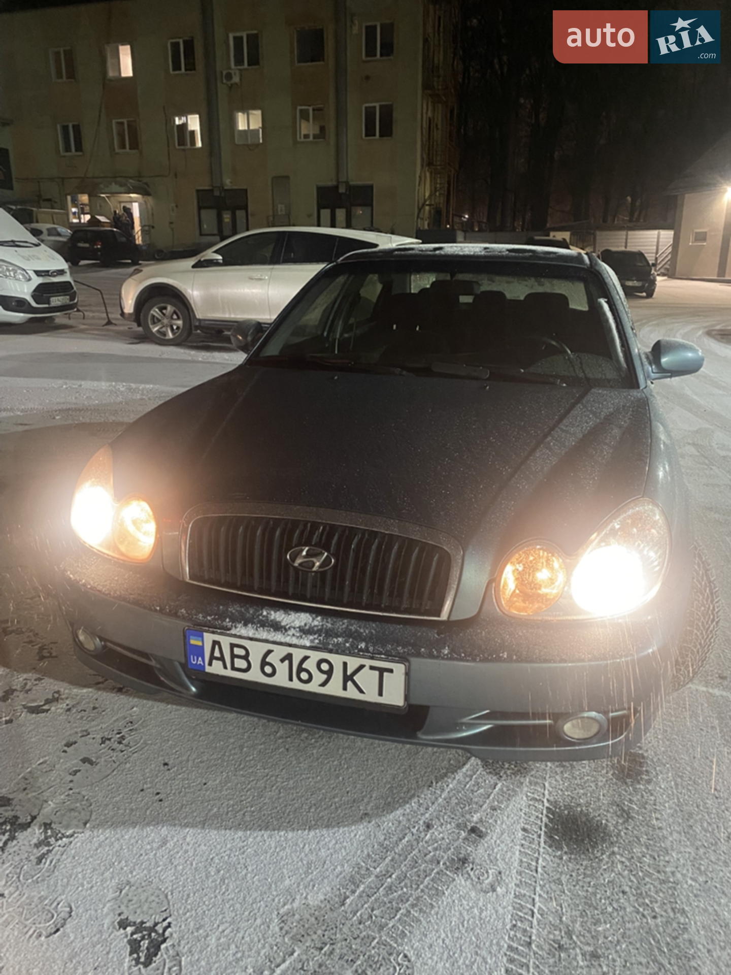 Hyundai Sonata 2004 VIN KMHEM41BP4A016672 фото оголошення 6 з 8