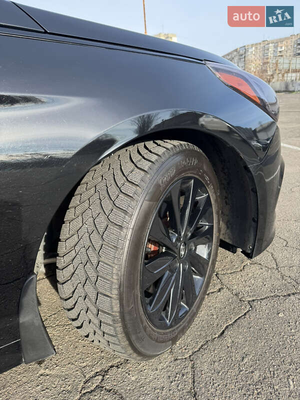 Седан Hyundai Sonata 2015 в Одессе