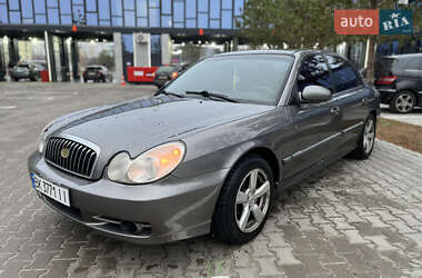 Седан Hyundai Sonata 2004 в 