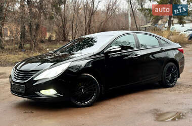 Седан Hyundai Sonata 2011 в Ахтырке