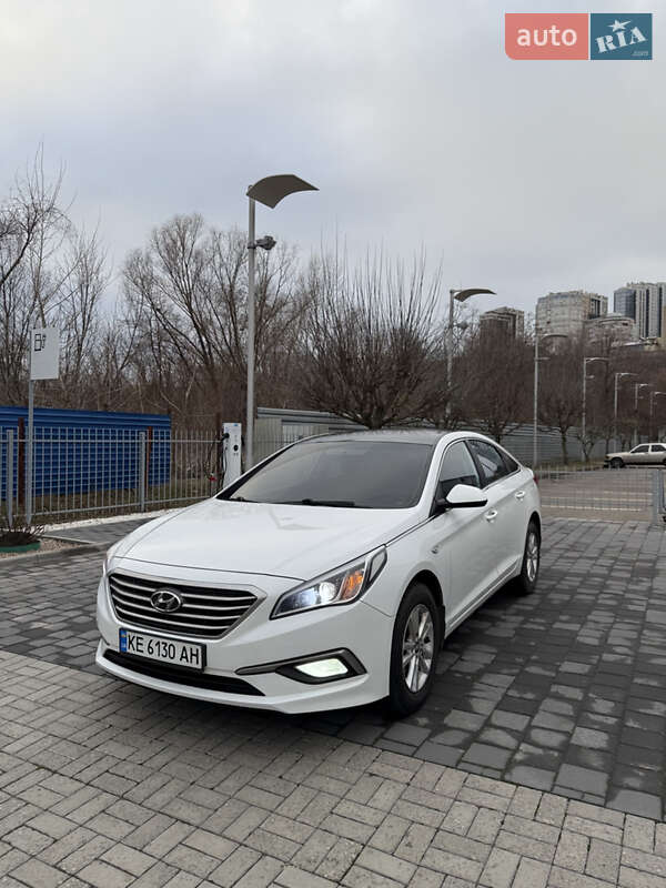 Седан Hyundai Sonata 2015 в Днепре