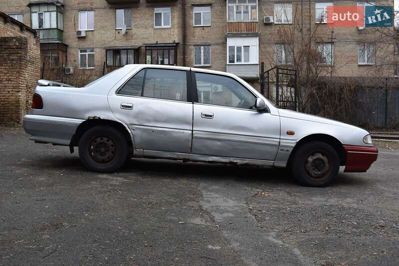 Седан Hyundai Sonata 1991 в Киеве