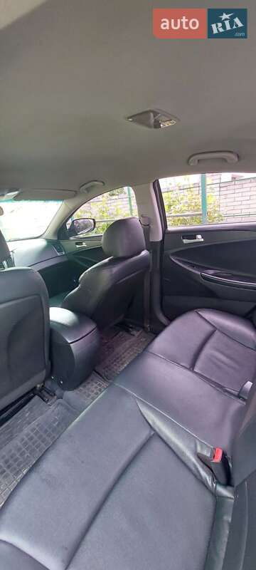 Седан Hyundai Sonata 2009 в Вышгороде