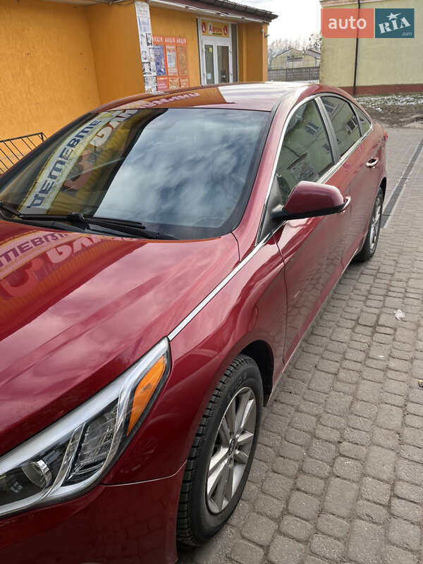 Седан Hyundai Sonata 2015 в Львове