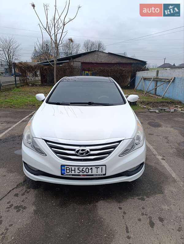 Седан Hyundai Sonata 2014 в Килии