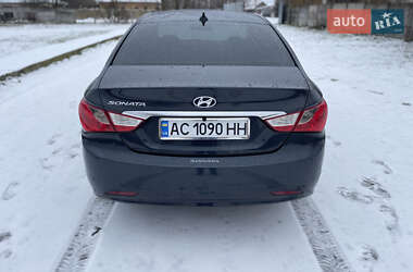 Седан Hyundai Sonata 2011 в Остроге