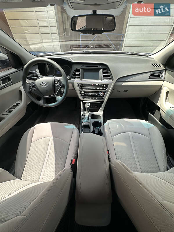 Седан Hyundai Sonata 2016 в Одессе