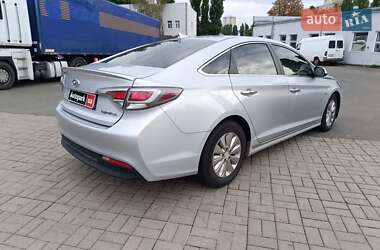 Седан Hyundai Sonata 2017 в Киеве