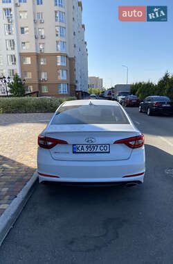 Седан Hyundai Sonata 2015 в Киеве