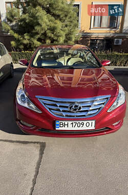 Седан Hyundai Sonata 2014 в 
