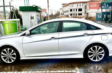 Седан Hyundai Sonata 2014 в Могилів-Подільському