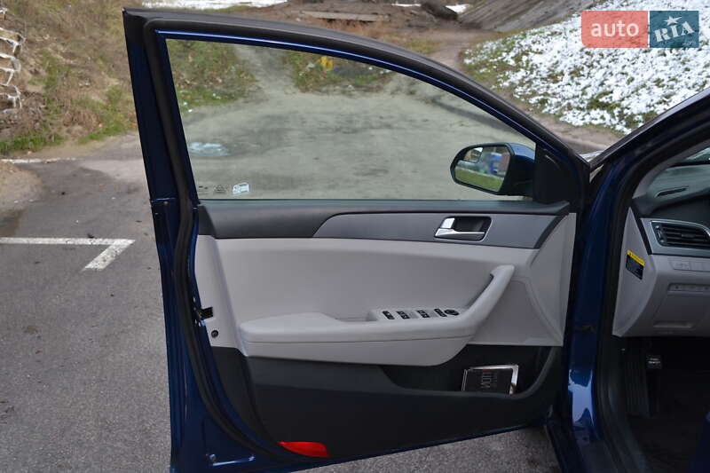 Седан Hyundai Sonata 2016 в Киеве фото 18 Седан Hyundai Sonata 2016 в Киеве