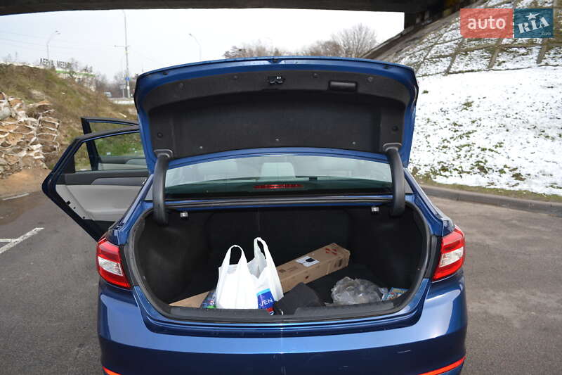 Седан Hyundai Sonata 2016 в Киеве фото 21 Седан Hyundai Sonata 2016 в Киеве