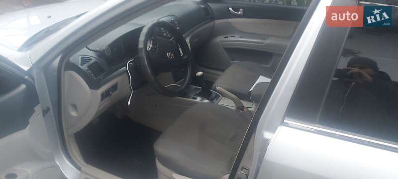 Седан Hyundai Sonata 2006 в Балаклее