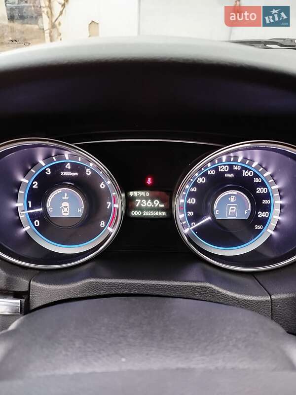 Седан Hyundai Sonata 2014 в Черновцах