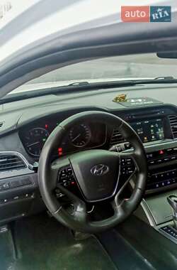 Седан Hyundai Sonata 2016 в 