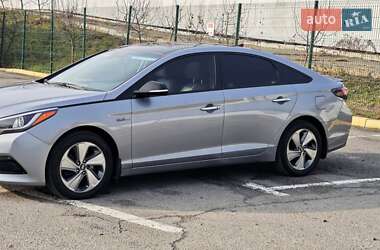 Седан Hyundai Sonata 2016 в Ужгороді