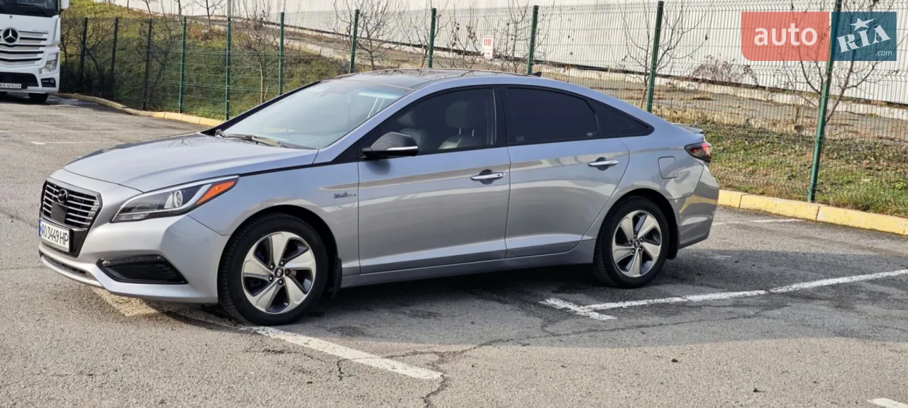 2016 Hyundai Sonata - мініатюра 17