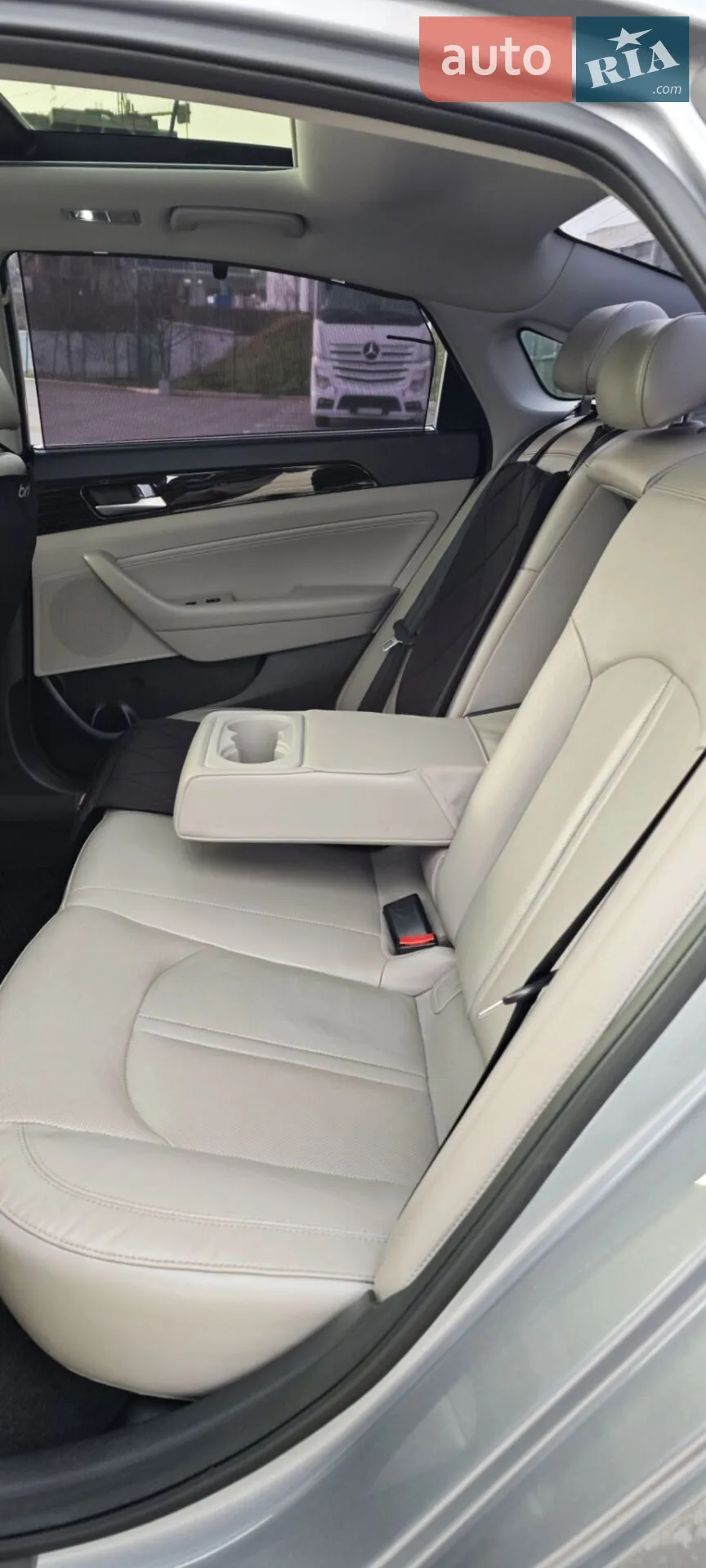 2016 Hyundai Sonata - мініатюра 17