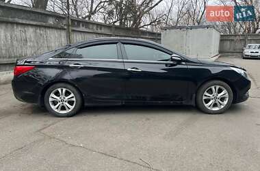 Седан Hyundai Sonata 2010 в Киеве