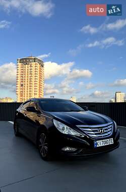 Hyundai Sonata 2011