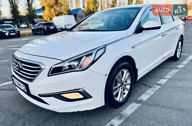 Седан Hyundai Sonata 2015 в Киеве