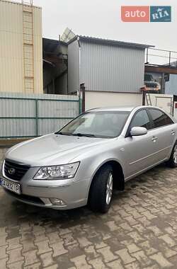 Седан Hyundai Sonata 2008 в Умані