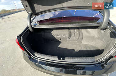 Седан Hyundai Sonata 2014 в 