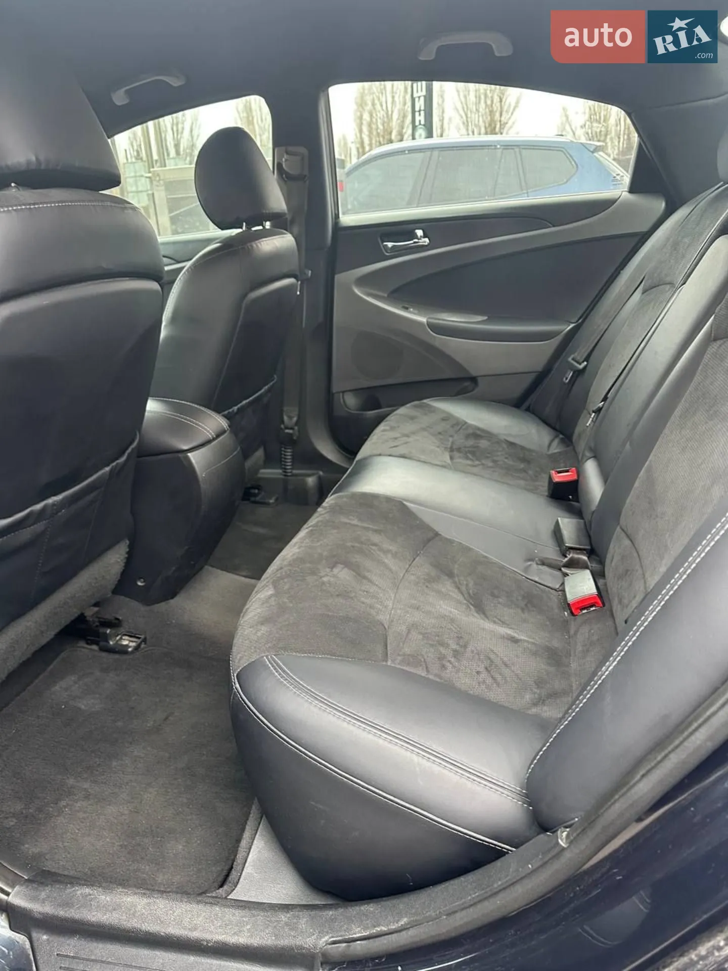 2011 Hyundai Sonata - мініатюра 18