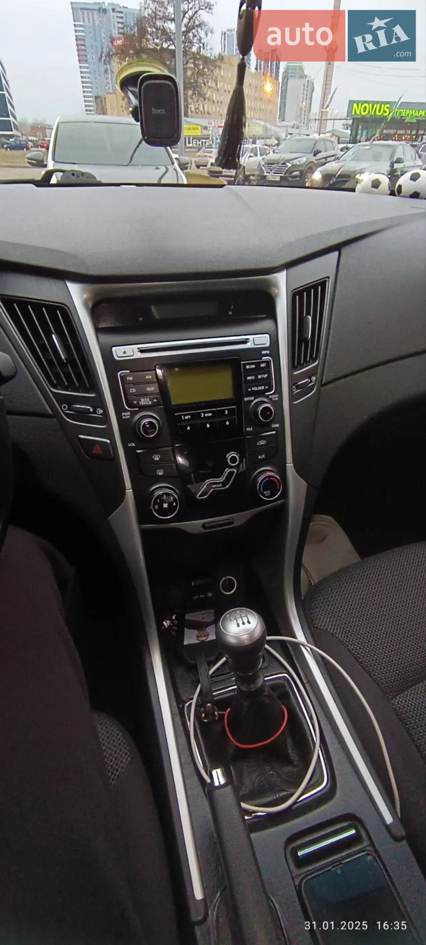 2010 Hyundai Sonata - мініатюра 12