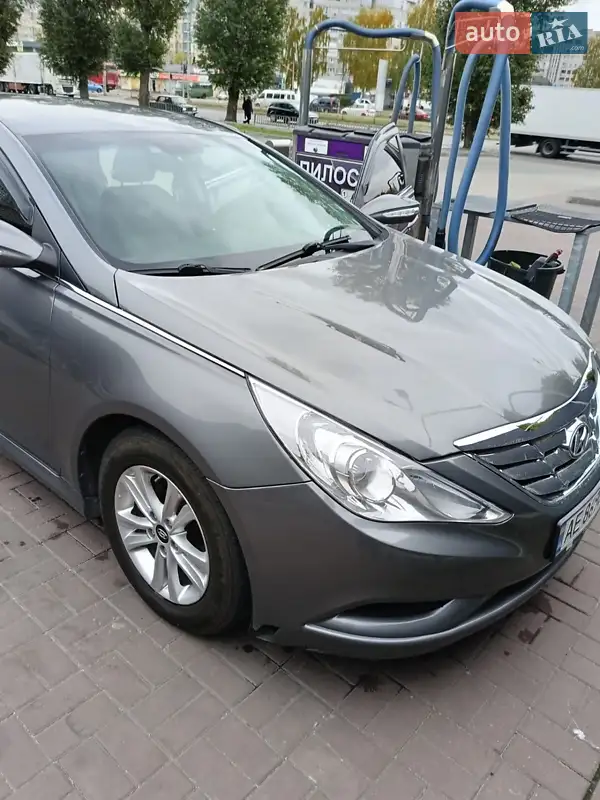 Hyundai Sonata