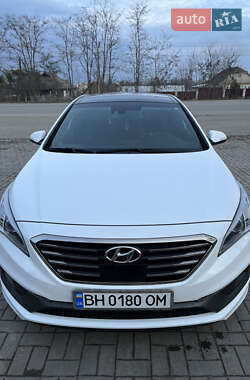 Седан Hyundai Sonata 2015 в Могилів-Подільському