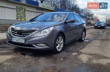 Hyundai Sonata 2010