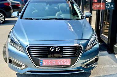 Седан Hyundai Sonata 2016 в Киеве