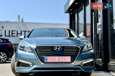 Седан Hyundai Sonata 2016 в Киеве