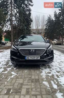 Седан Hyundai Sonata 2014 в Дніпрі