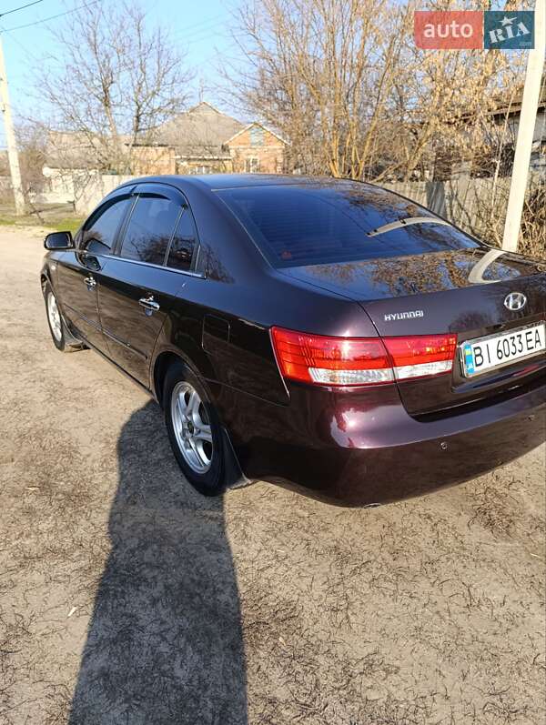 Седан Hyundai Sonata 2005 в Котельве