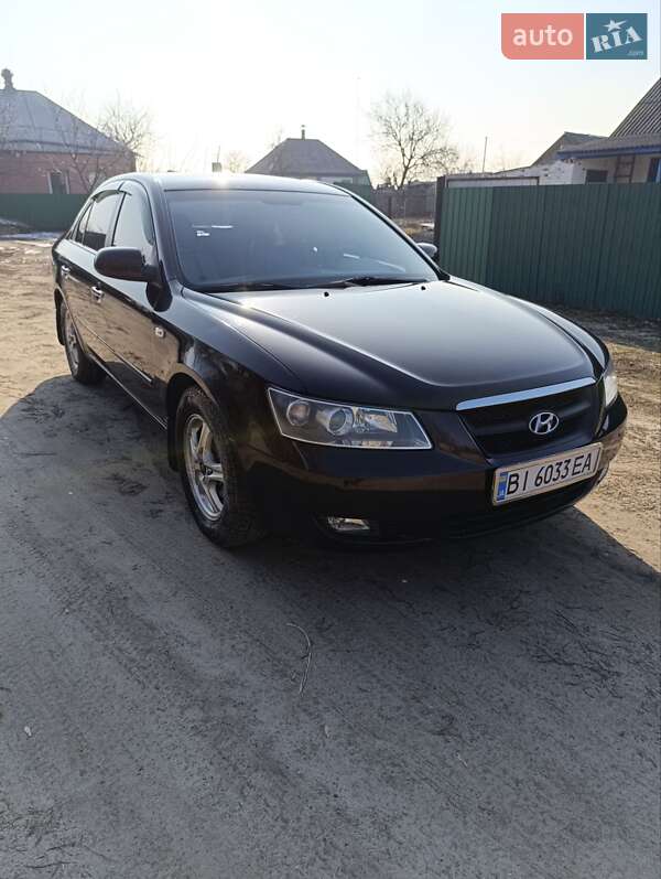 Седан Hyundai Sonata 2005 в Котельве