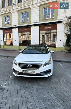 Седан Hyundai Sonata 2015 в Одессе