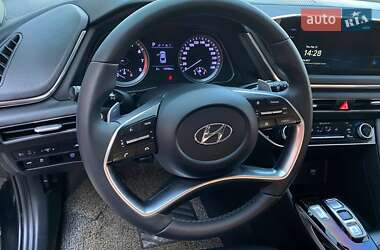 Седан Hyundai Sonata 2019 в Львове